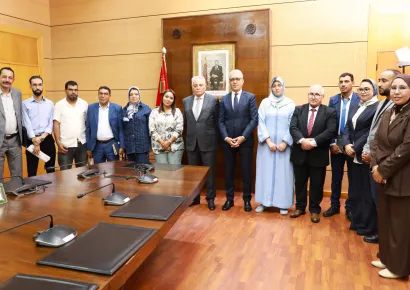 لقاء السيد الوزير والسيد الوزير المنتدب مع ممثلين عن النقابات الخمس الأكثر
